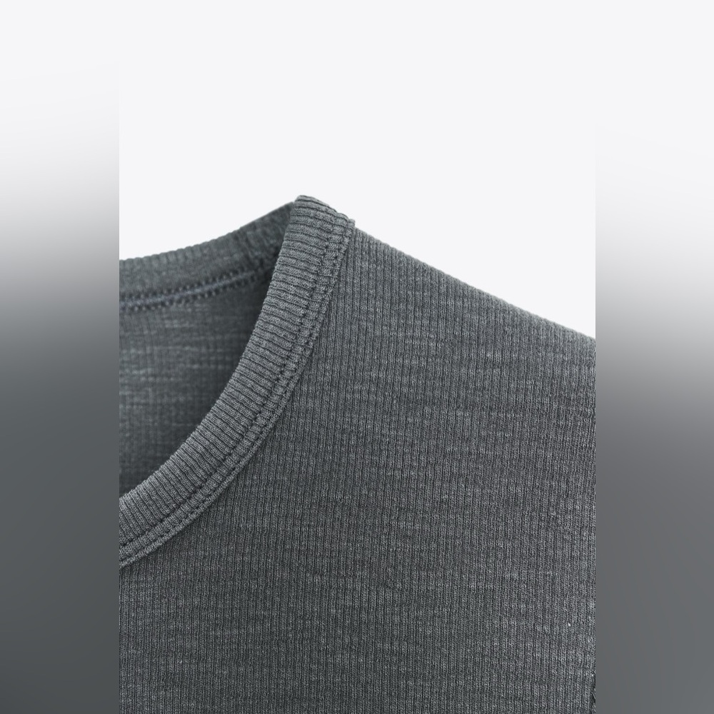 Zara T-shirt - Picture 6 of 10